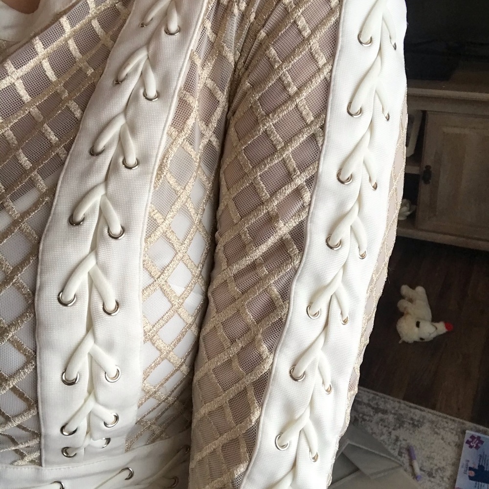 Extremely Rare! VINTAGE SEXY BEBE  Gold Bebe Dress NWT.My loss is your gain😊